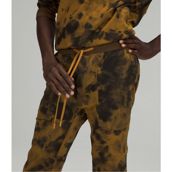 Lululemon Textured Pant - Picture 2 of 12